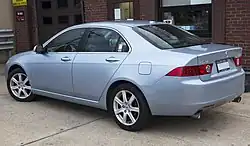 Rear view (2004-05 model)