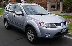 Mitsubishi Outlander LS (first facelift; Australia)