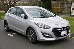 Facelift Hyundai i30 five-door (front)