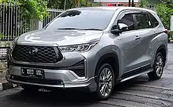 2023 Kijang Innova Zenix 2.0 Q Hybrid Modellista (front)
