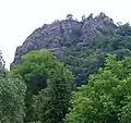 The hill with the Szarvaskő castle ruin