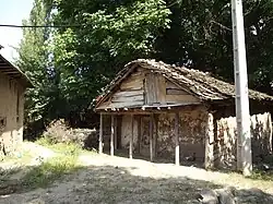 Abandoned shop in the village of Qeshlaq