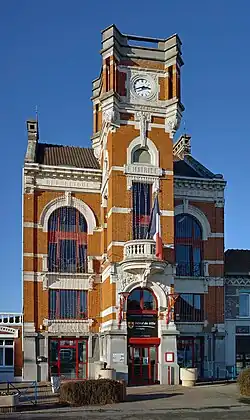The town hall in Annœullin