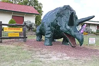 Ballandean railway station with the big dinosaur, 2015