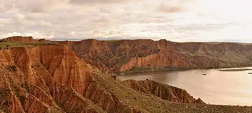 The Barrancas de Burujón on a meander of the Tagus
