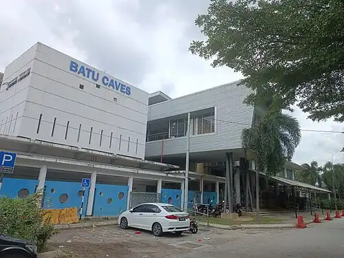 Batu Caves Station Current official northern terminus of Batu Caves–Pulau Sebang line since December 2015.
