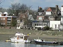 The Bell & Crown