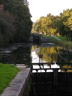 The Boju locks, at Gueltas