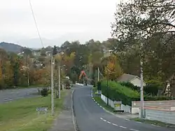 The road into Bosdarros