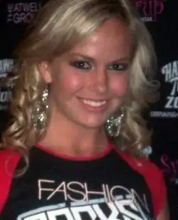 Caite Upton, The Amazing Race 16