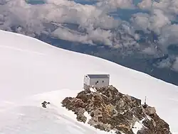 The Vallot Hut on the Bosses Ridge of Mont Blanc (July 2004)