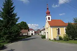 Centre of Oponešice