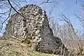 The square Romanesque tower.