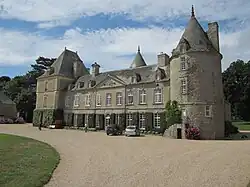 The chateau in Tocqueville[2]