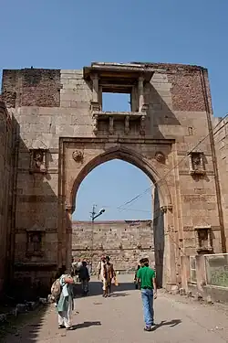East and South Bhadra Gates 22°29′06″N 73°32′11″E﻿ / ﻿22.484898°N 73.536494°E﻿ / 22.484898; 73.536494