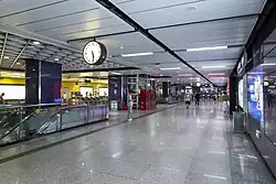 Line 5 concourse