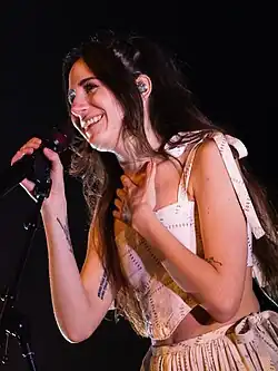 Dodie in 2022