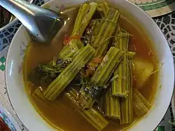 Dunt-dalun chin-yei, Burmese drumstick sour soup