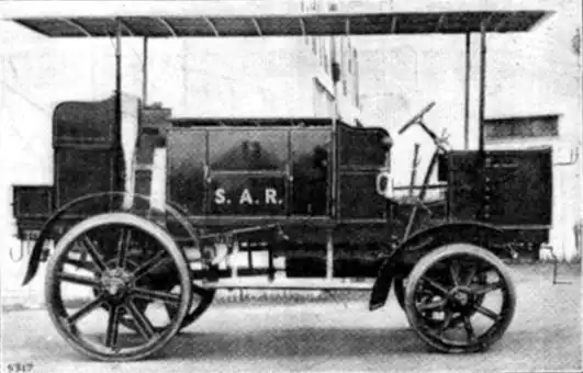 Power-paraffin fueled Dennis tractor, prior to modification to Dutton road–rail tractor no. R1501