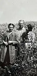 Ehud Ben-Yehuda with his wife Dora (left) and sister Dola Ben-Yehuda Wittmann (right)