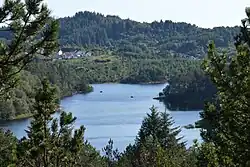 Eivindsvannet, Djupadalen