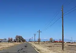 Looking northwest on Estrella Road in Estrella, April 2018.