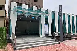 Entrance B