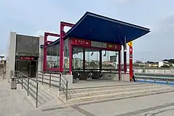 Entrance E
