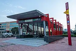 Entrance F