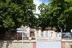 The town hall in Fruncé