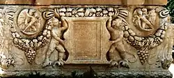 Garland bearers on a sarcophagus, in Aphrodisias.