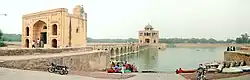 The Hiran Minar: Water Tank, Pavilion and Main Entrance
