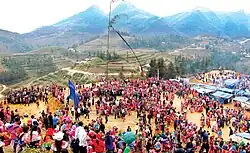 Hmong New Year – Hmong Noj Peb Caug – Nkaum Tawv Qaib Lwm Sub