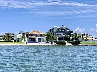 Houses on Sovereign Islands