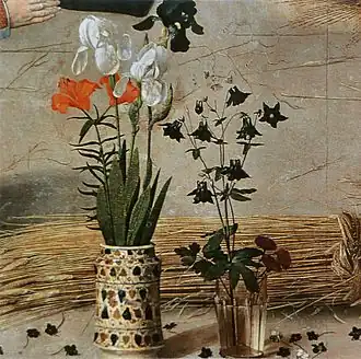 Details of the flowers within the arbarello lusterware ceramic