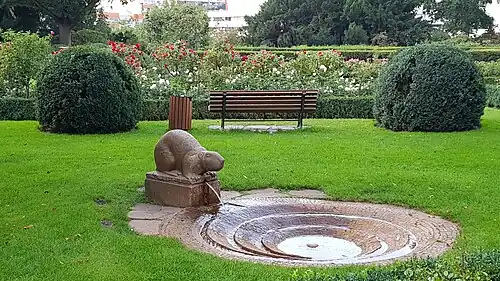 Bieberbrunnen in the rose garden.