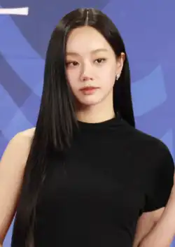 Hyeri in a black dress attending the 4th Blue Dragon Series Awards in 2025