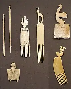 Naqada IIA ivory objects
