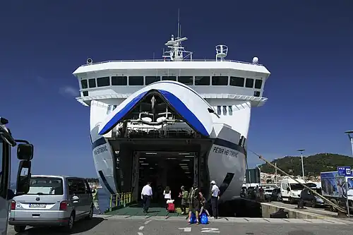 The front of MT&nbsp;Petar Hektorović opens up, allowing cars to enter the vehicle bay.