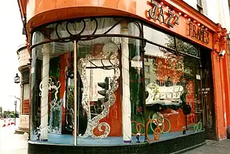 Jazz Frames designer mirror shop, 106 Camden Rd