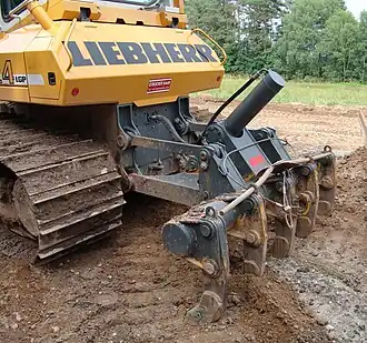 Multishank ripper