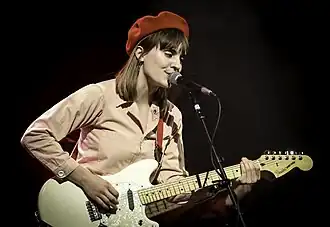 Anne performing in 2019