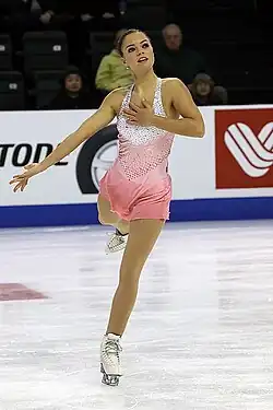 Loena Hendrickx at the 2018 Skate America