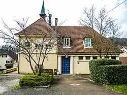 The town hall in Beutal