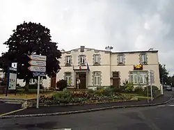 The town hall in Bohars