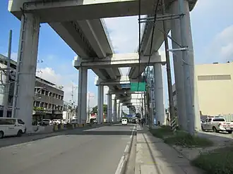 Manila MRT Line 7 construction at North Avenue 17.jpg