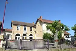 The town hall in Maumusson-Laguian