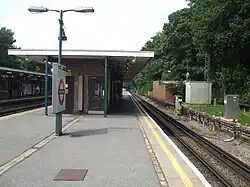 Southbound local (all stations) platform looking north (platform 4)