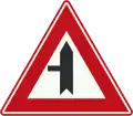 B4: Road junction with priority over minor road from the left