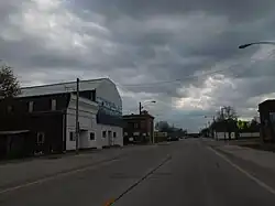 New Boston along IL 17 in April 2017